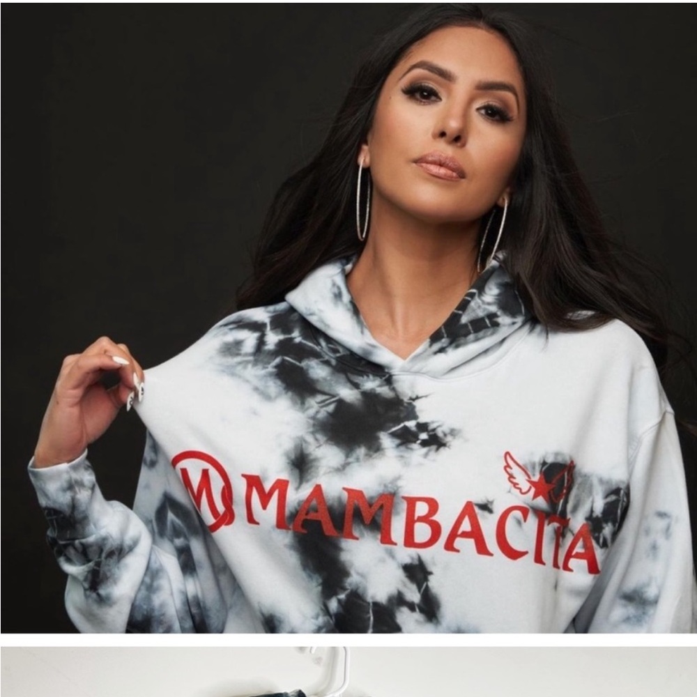 Mambacita x Dannijo sweatshirt, size M.